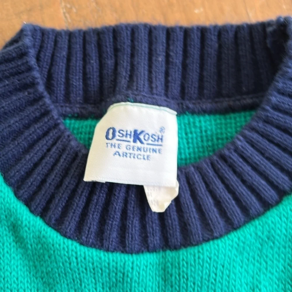 Oshkosh vintage logo mock neck sweater